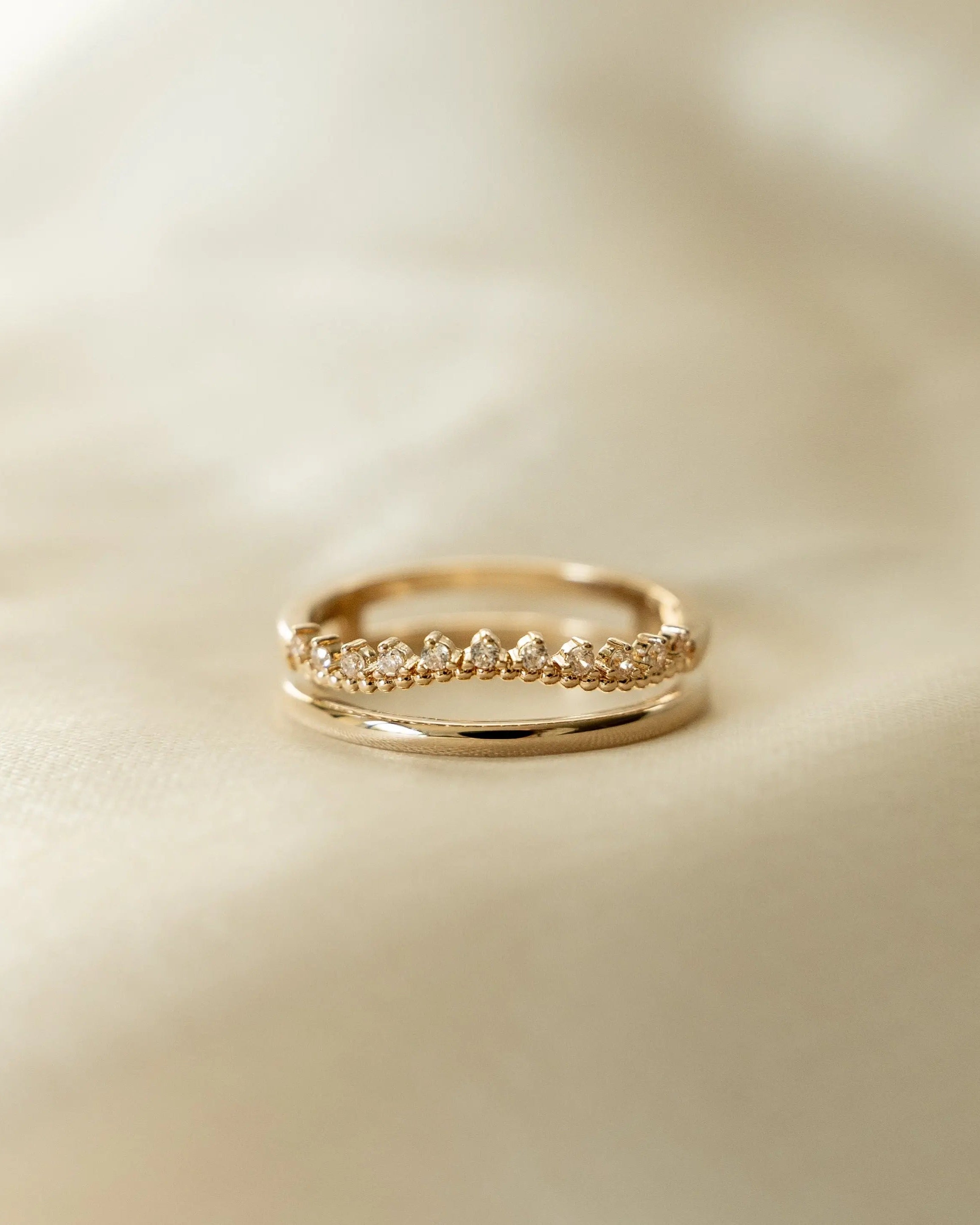 Close-up of Amelia Ring on soft fabric – IGGI Jewellery