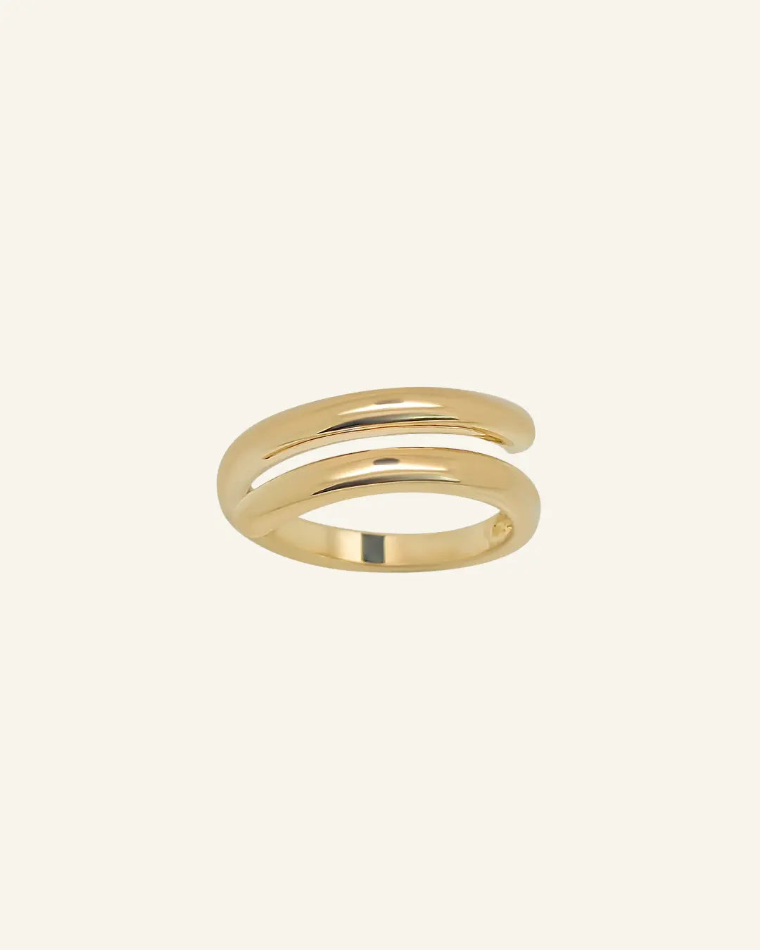 Etta Ring – minimalist 18k gold-filled band on neutral background