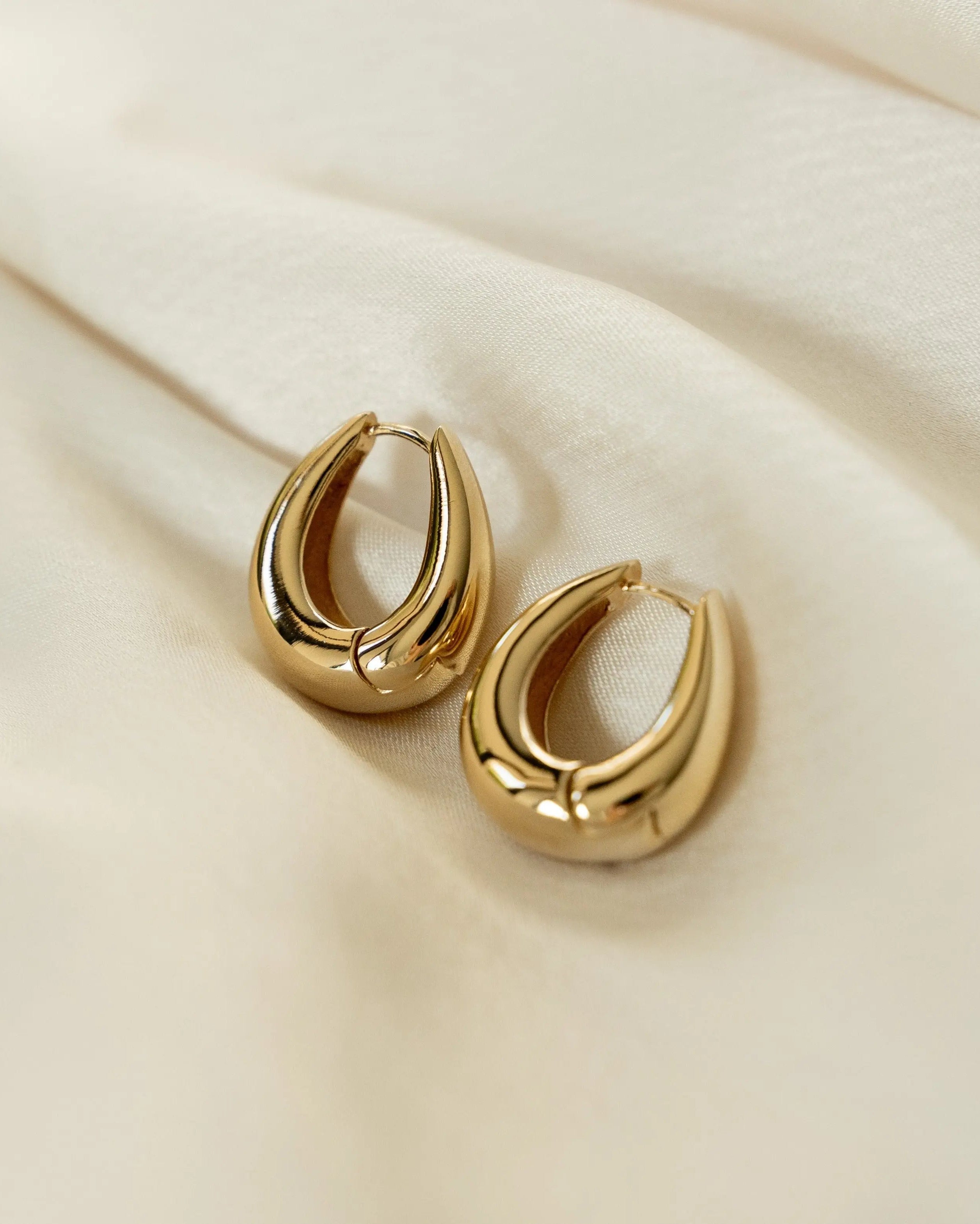 Close-up of Mona Drop Hoops - IGGI Jewellery 18k Gold-Filled Earrings