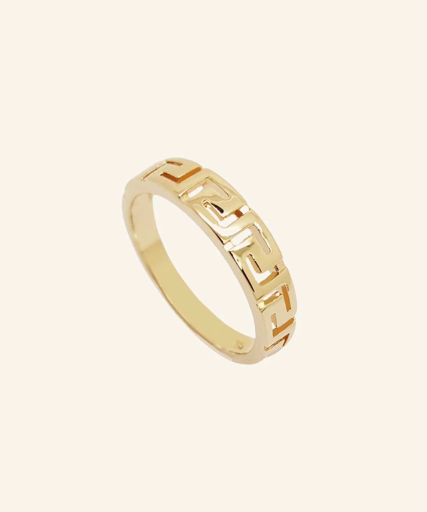 Demi Ring – 18k gold-filled cut-out band on neutral background