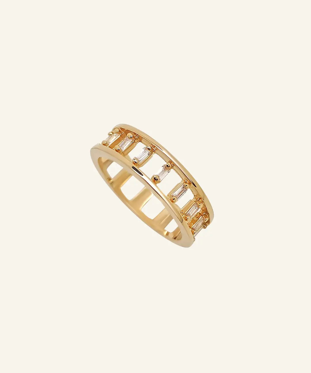 Kira Ring by IGGI Jewellery – Open-bar design in 18k gold-filled