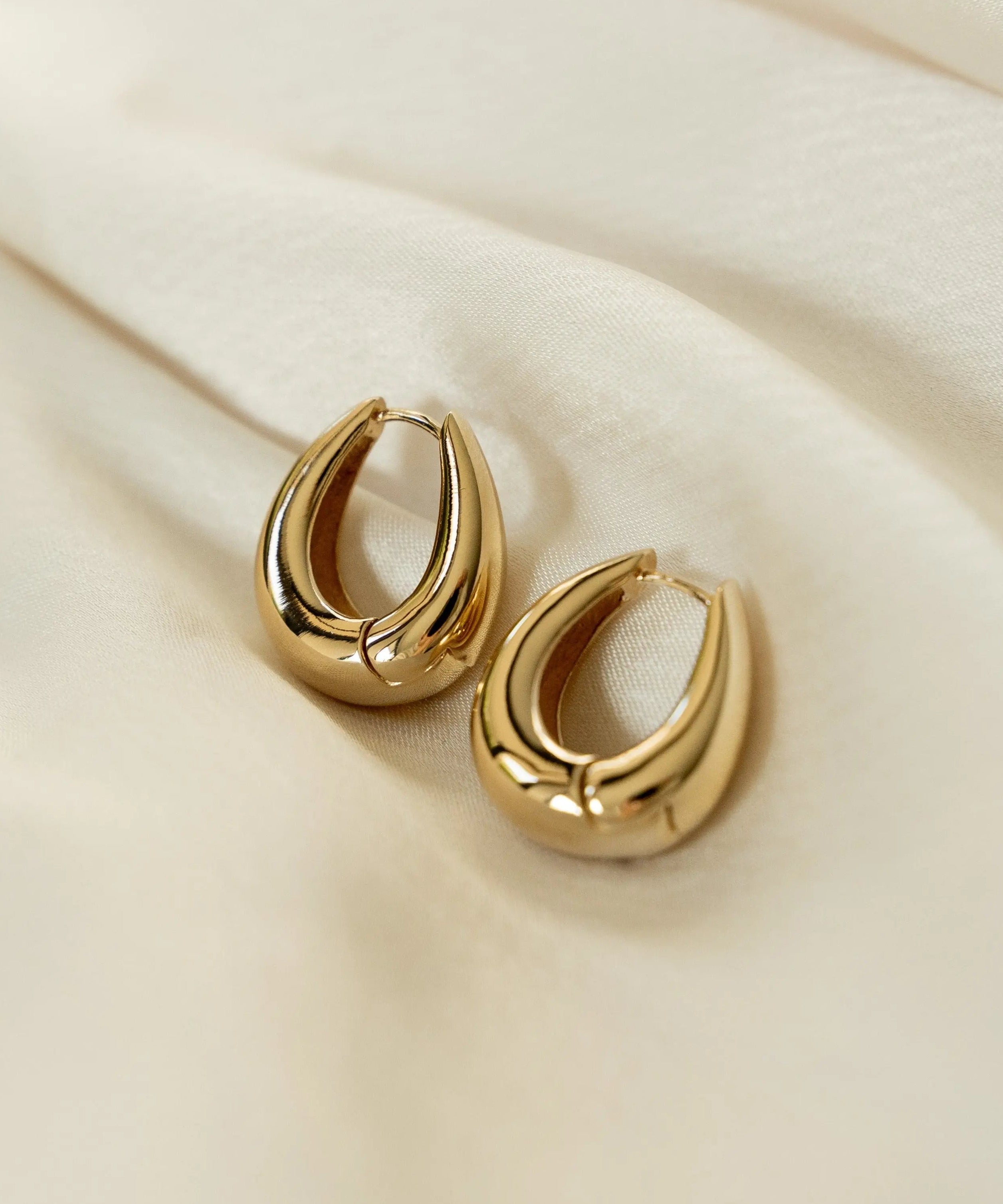 Close-up of Mona Drop Hoops - IGGI Jewellery 18k Gold-Filled Earrings