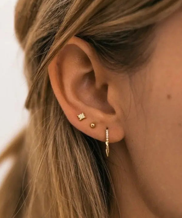 Model wearing Everyday Ball Studs in 18k gold-filled – close-up side view